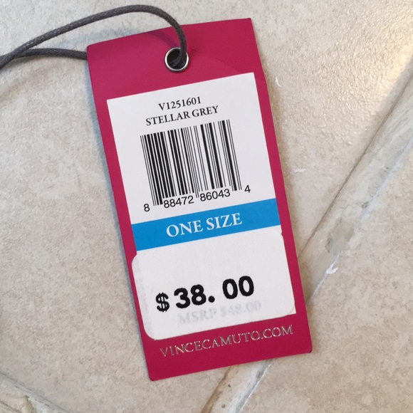 NWT Vince Camuto Scarf. - Picture 3 of 6